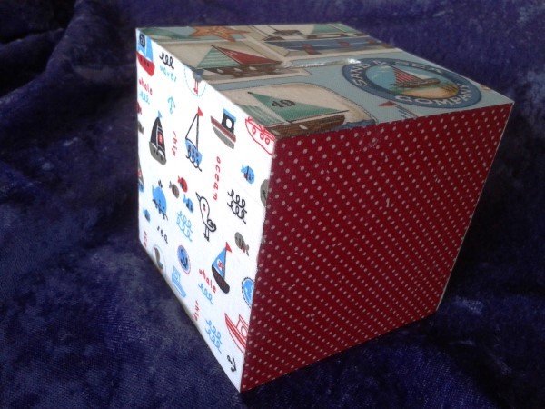 £12 cube money box 9cm Nautical